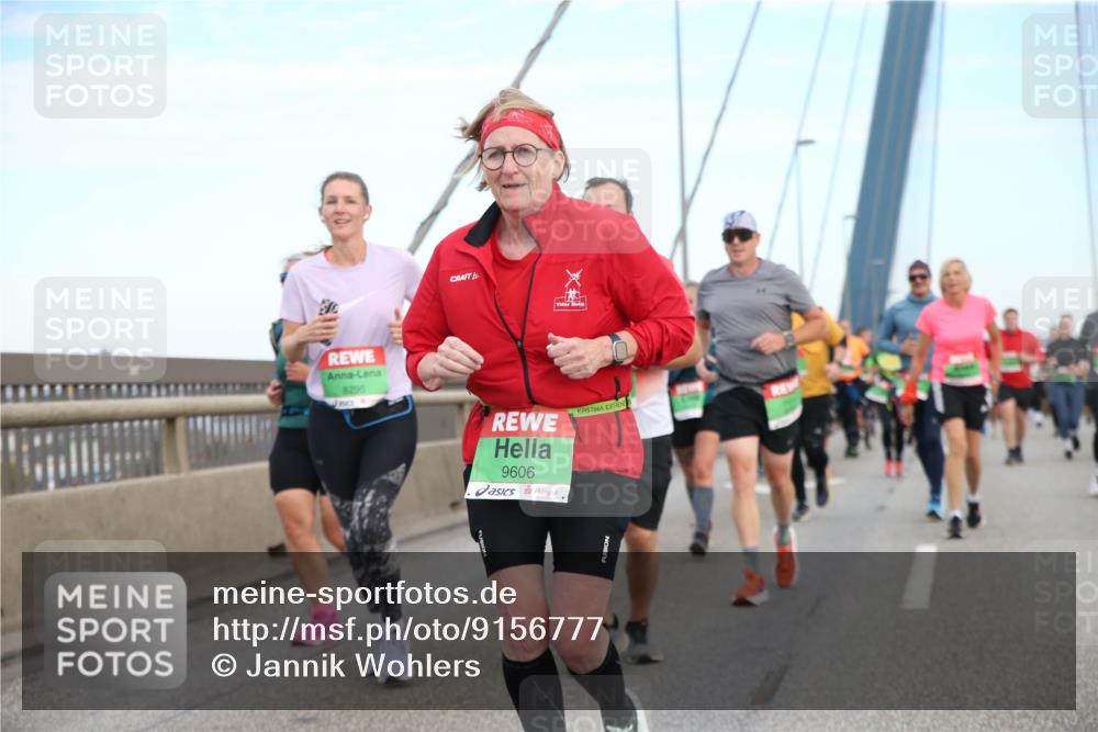 03.10.2025 - Köhlbrandbrückenlauf Jannik Wohlers http://msf.ph/oto/9156777 03.10.2025 15:33:32 Position 1 8295, 9606 meine-sportfotos.de