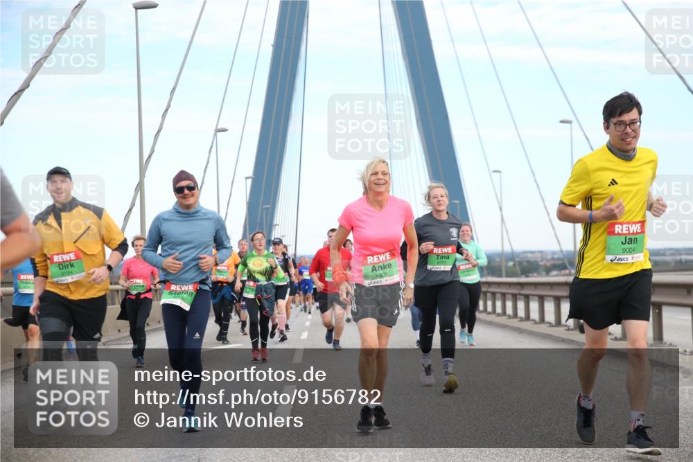 03.10.2025 - Köhlbrandbrückenlauf Jannik Wohlers http://msf.ph/oto/9156782 03.10.2025 15:33:34 Position 1 8124, 8194, 9309, 8777, 9004 meine-sportfotos.de