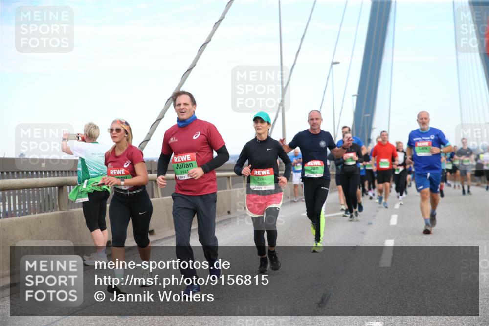 03.10.2025 - Köhlbrandbrückenlauf Jannik Wohlers http://msf.ph/oto/9156815 03.10.2025 15:33:44 Position 1 9141, 9699 meine-sportfotos.de