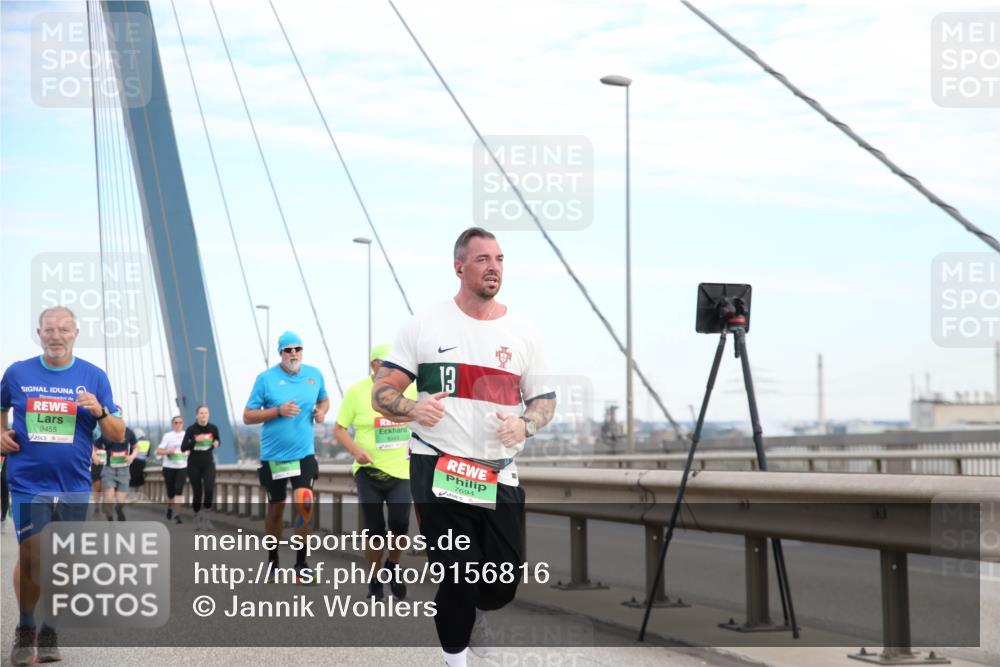 03.10.2025 - Köhlbrandbrückenlauf Jannik Wohlers http://msf.ph/oto/9156816 03.10.2025 15:33:46 Position 1 13, 9455, 7694 meine-sportfotos.de