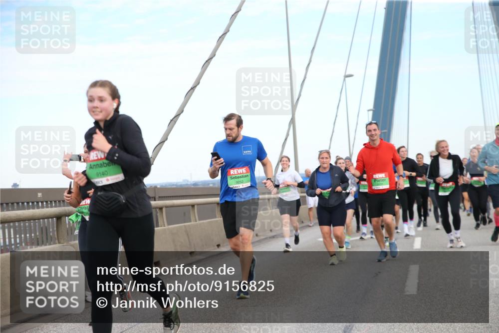 03.10.2025 - Köhlbrandbrückenlauf Jannik Wohlers http://msf.ph/oto/9156825 03.10.2025 15:33:48 Position 1 9140, 9252 meine-sportfotos.de