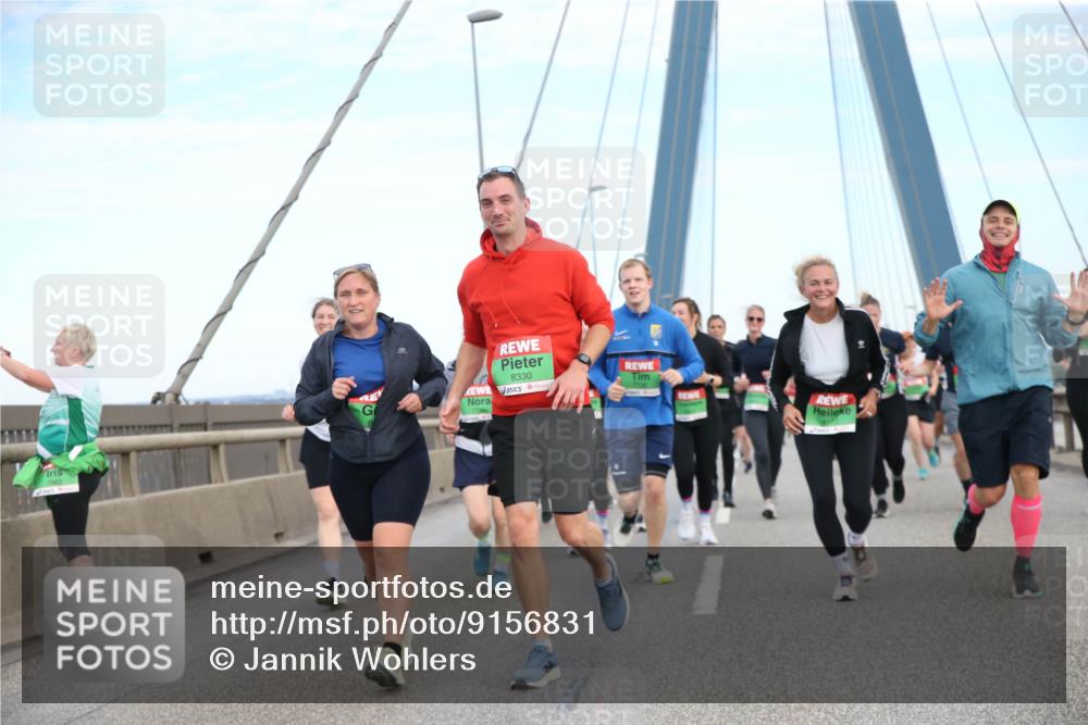 03.10.2025 - Köhlbrandbrückenlauf Jannik Wohlers http://msf.ph/oto/9156831 03.10.2025 15:33:50 Position 1 7963, 8330 meine-sportfotos.de
