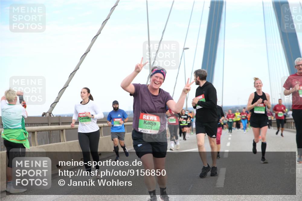 03.10.2025 - Köhlbrandbrückenlauf Jannik Wohlers http://msf.ph/oto/9156850 03.10.2025 15:34:00 Position 1 9444, 7723 meine-sportfotos.de