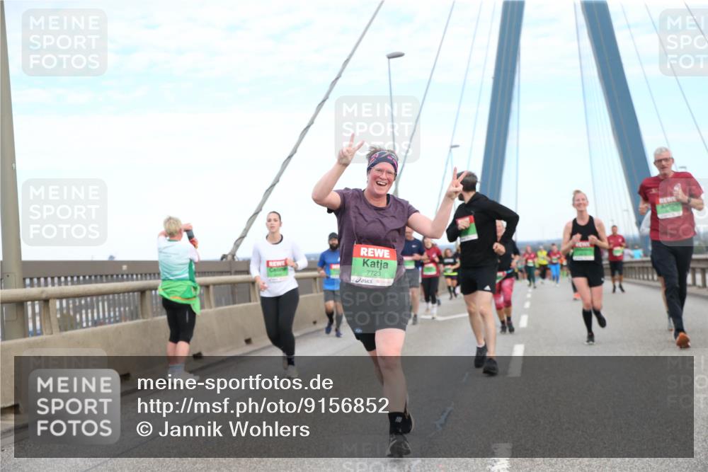 03.10.2025 - Köhlbrandbrückenlauf Jannik Wohlers http://msf.ph/oto/9156852 03.10.2025 15:34:01 Position 1 7723 meine-sportfotos.de