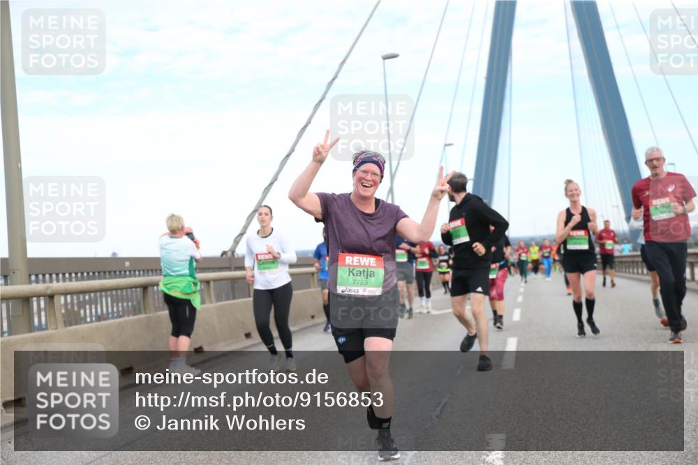 03.10.2025 - Köhlbrandbrückenlauf Jannik Wohlers http://msf.ph/oto/9156853 03.10.2025 15:34:01 Position 1 7723 meine-sportfotos.de