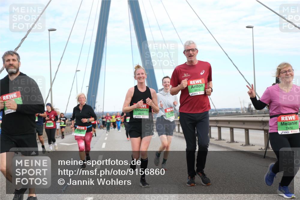 03.10.2025 - Köhlbrandbrückenlauf Jannik Wohlers http://msf.ph/oto/9156860 03.10.2025 15:34:02 Position 1 8878, 8687, 9613, 7474 meine-sportfotos.de