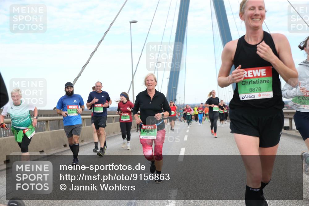 03.10.2025 - Köhlbrandbrückenlauf Jannik Wohlers http://msf.ph/oto/9156863 03.10.2025 15:34:03 Position 1 9641, 8166, 8878, 8687 meine-sportfotos.de