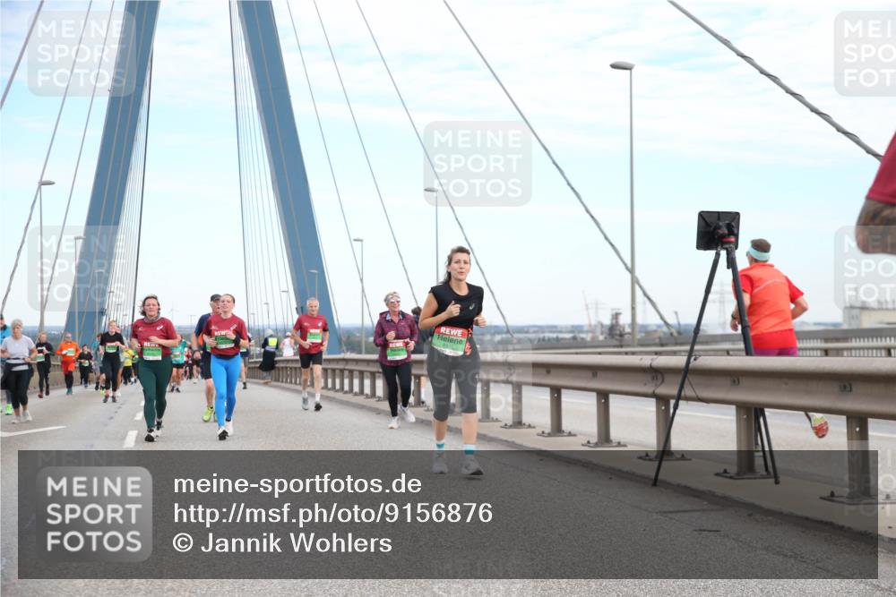 03.10.2025 - Köhlbrandbrückenlauf Jannik Wohlers http://msf.ph/oto/9156876 03.10.2025 15:34:10 Position 1 8595 meine-sportfotos.de