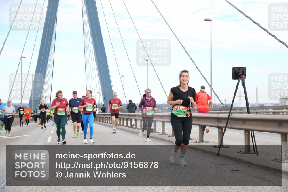 03.10.2025 - Köhlbrandbrückenlauf Jannik Wohlers http://msf.ph/oto/9156878 03.10.2025 15:34:11 Position 1 8595 meine-sportfotos.de
