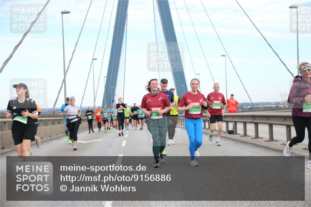 03.10.2025 - Köhlbrandbrückenlauf Jannik Wohlers http://msf.ph/oto/9156886 03.10.2025 15:34:13 Position 1 841, 8378 meine-sportfotos.de