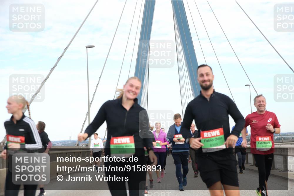03.10.2025 - Köhlbrandbrückenlauf Jannik Wohlers http://msf.ph/oto/9156893 03.10.2025 15:34:37 Position 1 8349, 9497 meine-sportfotos.de