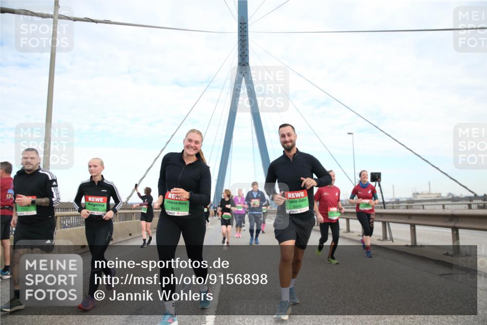 03.10.2025 - Köhlbrandbrückenlauf Jannik Wohlers http://msf.ph/oto/9156898 03.10.2025 15:34:38 Position 1 8448, 8349, 7752, 7803 meine-sportfotos.de