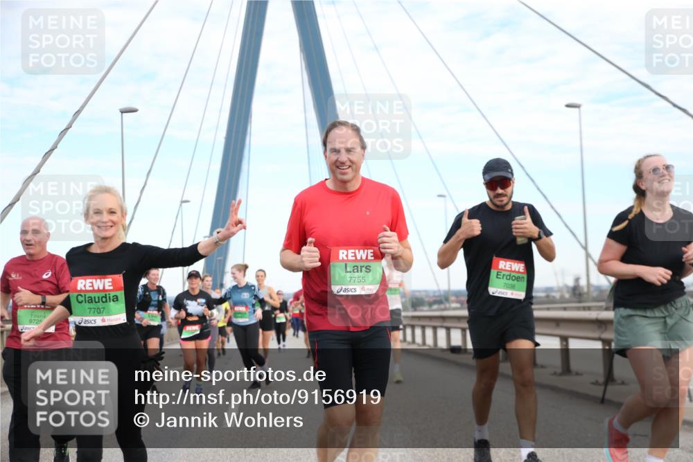 03.10.2025 - Köhlbrandbrückenlauf Jannik Wohlers http://msf.ph/oto/9156919 03.10.2025 15:34:46 Position 1 7707, 9725, 7755, 7038 meine-sportfotos.de