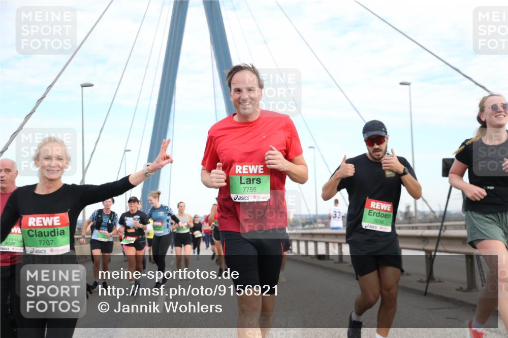 03.10.2025 - Köhlbrandbrückenlauf Jannik Wohlers http://msf.ph/oto/9156921 03.10.2025 15:34:46 Position 1 9725, 7707, 7755, 7038, 33 meine-sportfotos.de