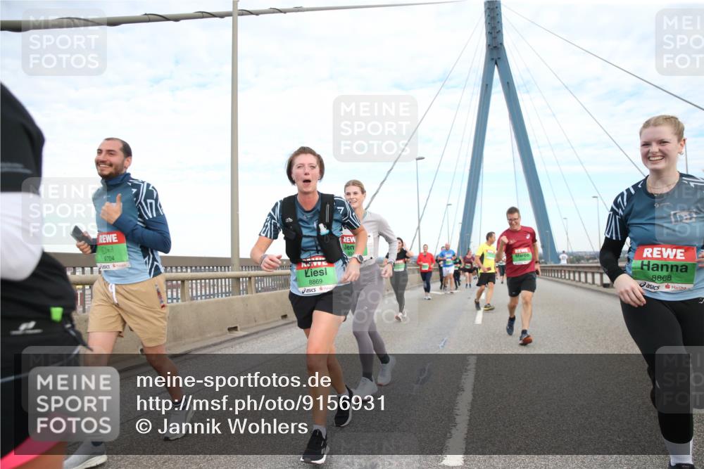 03.10.2025 - Köhlbrandbrückenlauf Jannik Wohlers http://msf.ph/oto/9156931 03.10.2025 15:34:50 Position 1 9704, 8869, 8868 meine-sportfotos.de