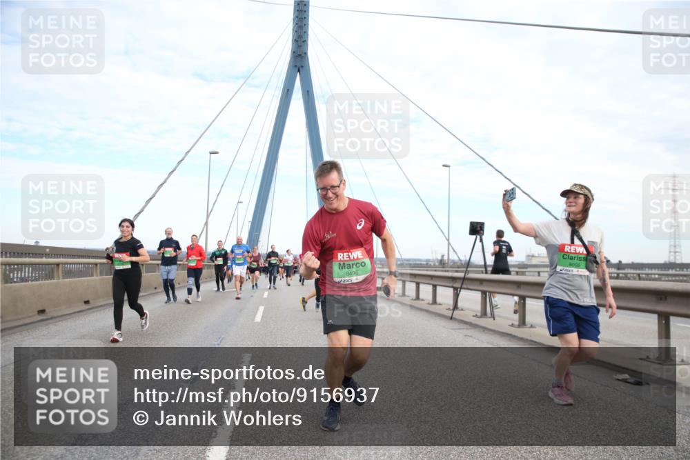 03.10.2025 - Köhlbrandbrückenlauf Jannik Wohlers http://msf.ph/oto/9156937 03.10.2025 15:34:51 Position 1 8496, 8098 meine-sportfotos.de
