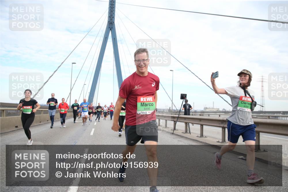 03.10.2025 - Köhlbrandbrückenlauf Jannik Wohlers http://msf.ph/oto/9156939 03.10.2025 15:34:52 Position 1 8496, 8098 meine-sportfotos.de