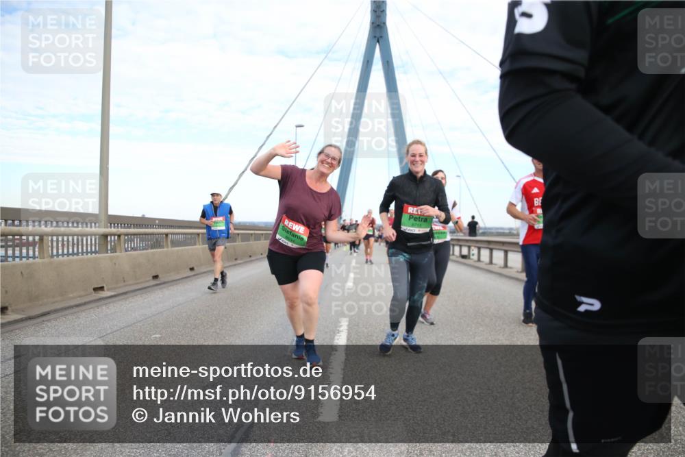 03.10.2025 - Köhlbrandbrückenlauf Jannik Wohlers http://msf.ph/oto/9156954 03.10.2025 15:34:58 Position 1 8715 meine-sportfotos.de