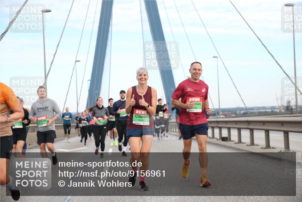 03.10.2025 - Köhlbrandbrückenlauf Jannik Wohlers http://msf.ph/oto/9156961 03.10.2025 15:35:01 Position 1 7741, 8444, 46 meine-sportfotos.de