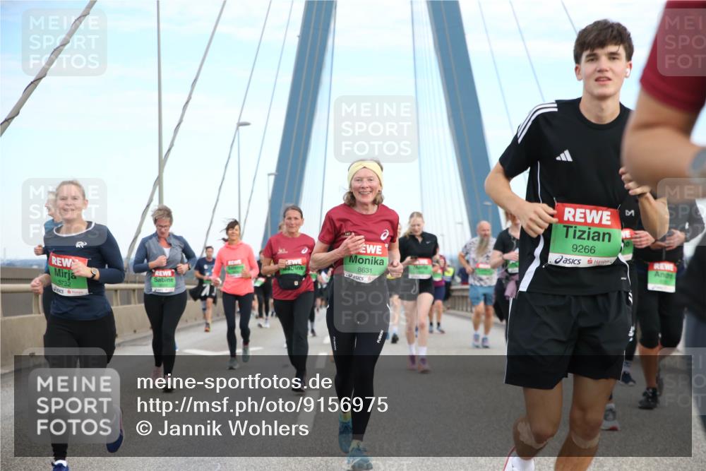 03.10.2025 - Köhlbrandbrückenlauf Jannik Wohlers http://msf.ph/oto/9156975 03.10.2025 15:35:07 Position 1 8732, 8631, 9266 meine-sportfotos.de