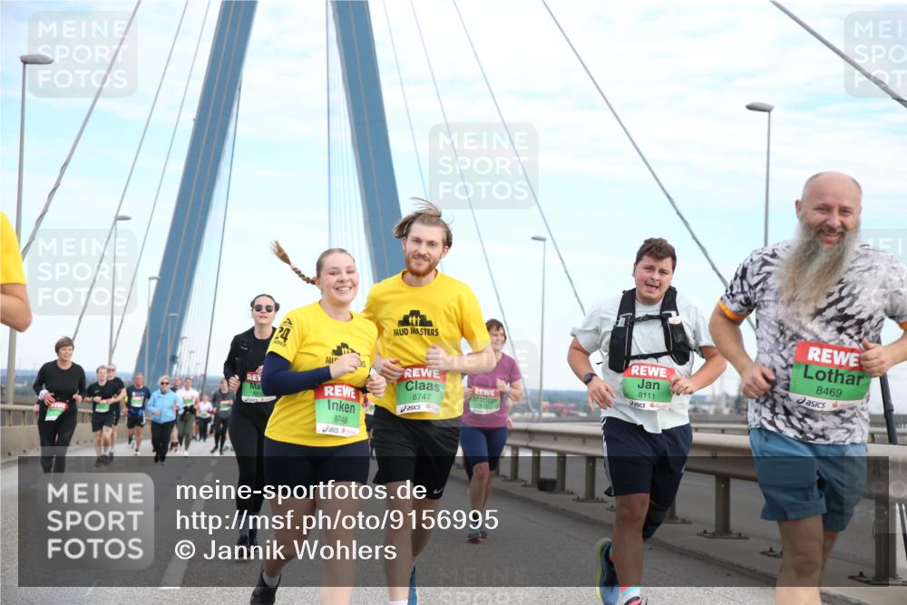 03.10.2025 - Köhlbrandbrückenlauf Jannik Wohlers http://msf.ph/oto/9156995 03.10.2025 15:35:13 Position 1 24, 8748, 8111, 8747, 8469 meine-sportfotos.de