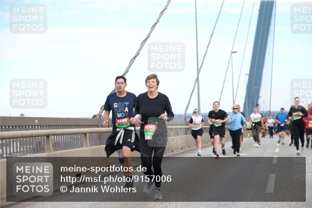 03.10.2025 - Köhlbrandbrückenlauf Jannik Wohlers http://msf.ph/oto/9157006 03.10.2025 15:35:16 Position 1 7316 meine-sportfotos.de