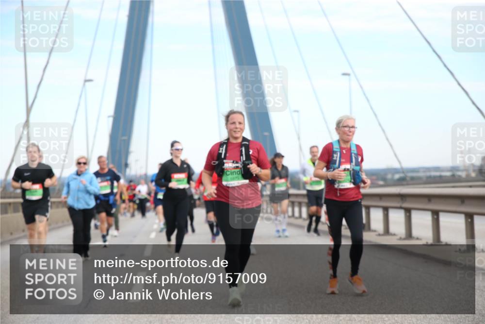 03.10.2025 - Köhlbrandbrückenlauf Jannik Wohlers http://msf.ph/oto/9157009 03.10.2025 15:35:18 Position 1 8879 meine-sportfotos.de