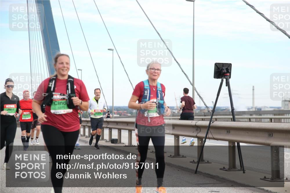03.10.2025 - Köhlbrandbrückenlauf Jannik Wohlers http://msf.ph/oto/9157011 03.10.2025 15:35:19 Position 1 6879 meine-sportfotos.de