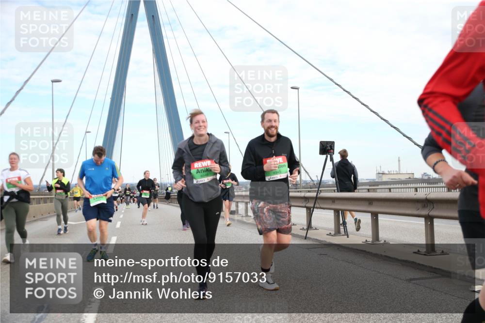 03.10.2025 - Köhlbrandbrückenlauf Jannik Wohlers http://msf.ph/oto/9157033 03.10.2025 15:35:25 Position 1 8946, 8945 meine-sportfotos.de