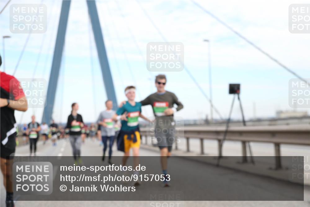 03.10.2025 - Köhlbrandbrückenlauf Jannik Wohlers http://msf.ph/oto/9157053 03.10.2025 15:35:34 Position 1  meine-sportfotos.de
