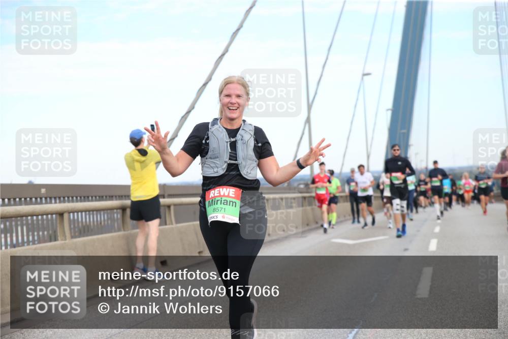 03.10.2025 - Köhlbrandbrückenlauf Jannik Wohlers http://msf.ph/oto/9157066 03.10.2025 15:35:38 Position 1 8571 meine-sportfotos.de