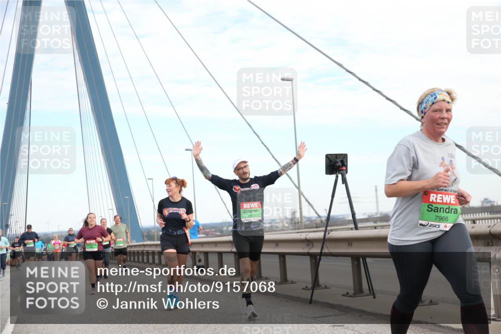 03.10.2025 - Köhlbrandbrückenlauf Jannik Wohlers http://msf.ph/oto/9157068 03.10.2025 15:35:39 Position 1 8987, 7966 meine-sportfotos.de
