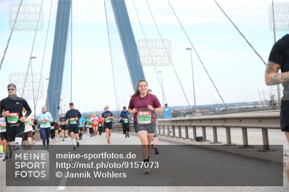03.10.2025 - Köhlbrandbrückenlauf Jannik Wohlers http://msf.ph/oto/9157073 03.10.2025 15:35:41 Position 1 8706, 9049 meine-sportfotos.de