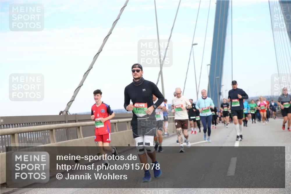03.10.2025 - Köhlbrandbrückenlauf Jannik Wohlers http://msf.ph/oto/9157078 03.10.2025 15:35:42 Position 1 8706 meine-sportfotos.de