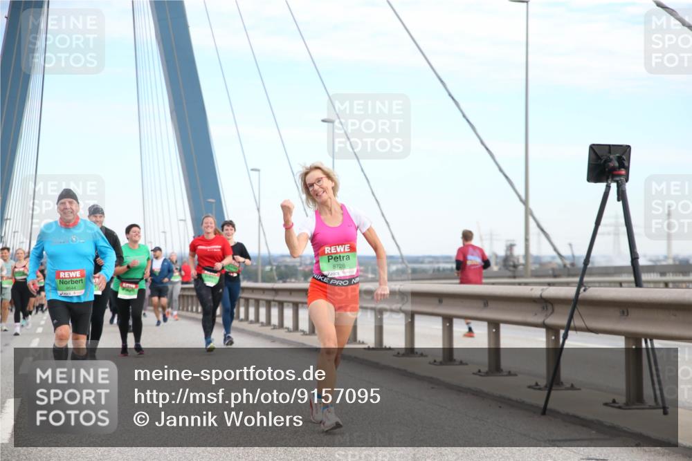 03.10.2025 - Köhlbrandbrückenlauf Jannik Wohlers http://msf.ph/oto/9157095 03.10.2025 15:35:52 Position 1 9644, 8726 meine-sportfotos.de