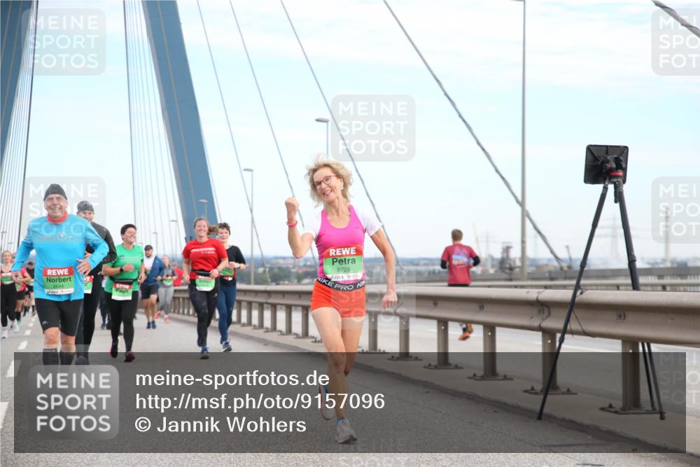 03.10.2025 - Köhlbrandbrückenlauf Jannik Wohlers http://msf.ph/oto/9157096 03.10.2025 15:35:52 Position 1 9644, 8726 meine-sportfotos.de