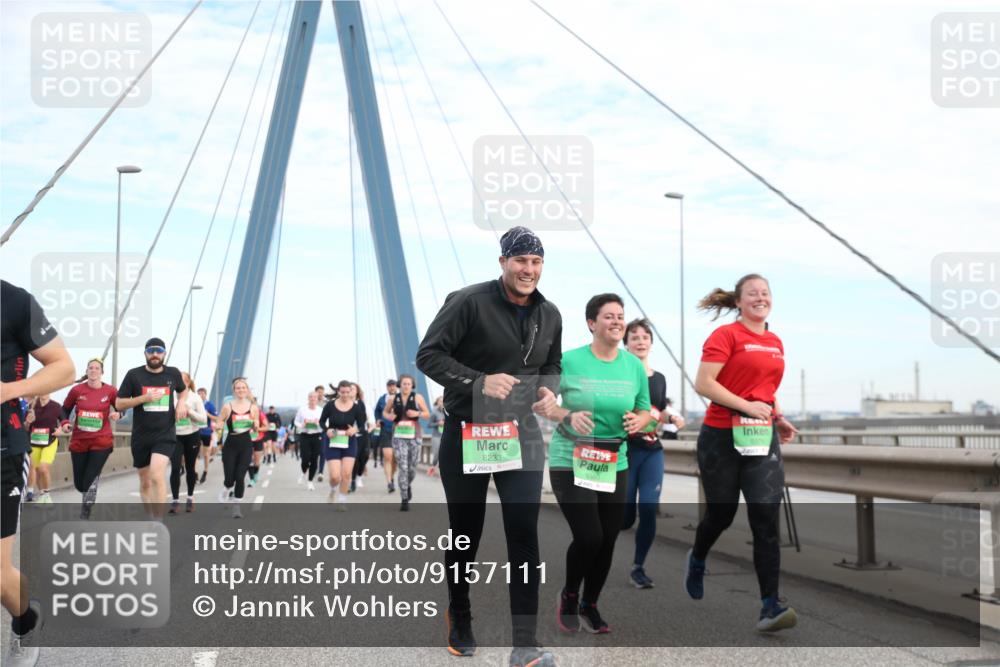 03.10.2025 - Köhlbrandbrückenlauf Jannik Wohlers http://msf.ph/oto/9157111 03.10.2025 15:35:56 Position 1 8233 meine-sportfotos.de