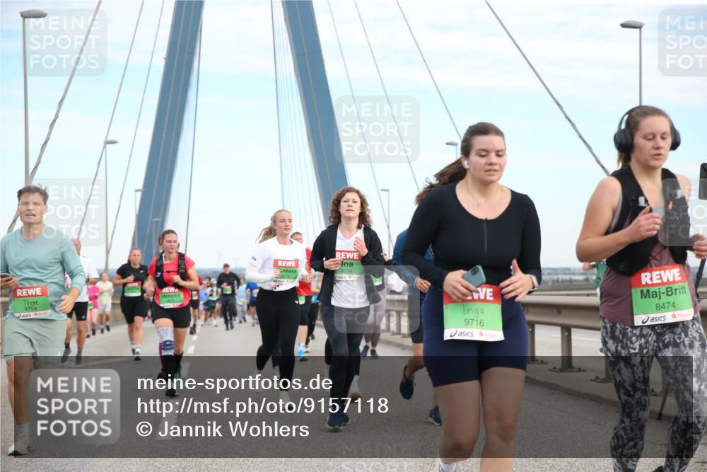 03.10.2025 - Köhlbrandbrückenlauf Jannik Wohlers http://msf.ph/oto/9157118 03.10.2025 15:36:00 Position 1 9754, 9074, 9716, 8474 meine-sportfotos.de