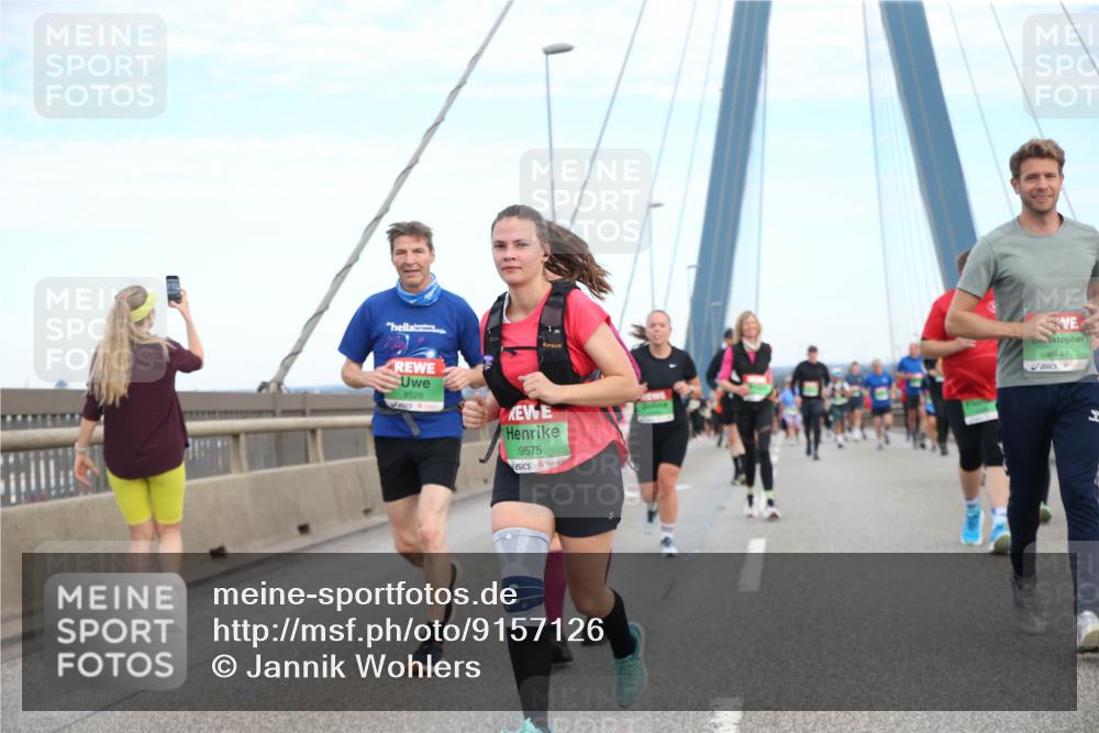 03.10.2025 - Köhlbrandbrückenlauf Jannik Wohlers http://msf.ph/oto/9157126 03.10.2025 15:36:03 Position 1 8526, 9575, 8447 meine-sportfotos.de