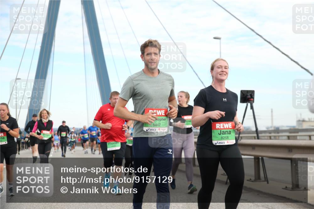 03.10.2025 - Köhlbrandbrückenlauf Jannik Wohlers http://msf.ph/oto/9157129 03.10.2025 15:36:04 Position 1 8447, 8258 meine-sportfotos.de
