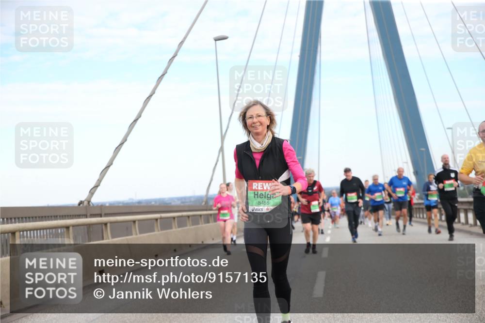 03.10.2025 - Köhlbrandbrückenlauf Jannik Wohlers http://msf.ph/oto/9157135 03.10.2025 15:36:06 Position 1 8455 meine-sportfotos.de