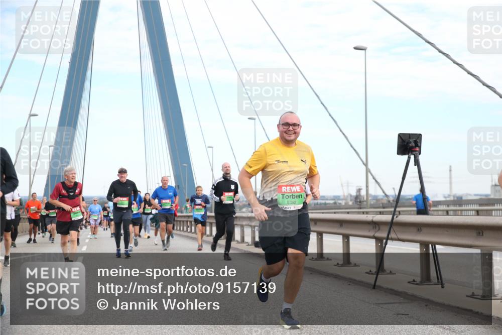 03.10.2025 - Köhlbrandbrückenlauf Jannik Wohlers http://msf.ph/oto/9157139 03.10.2025 15:36:07 Position 1 9352 meine-sportfotos.de