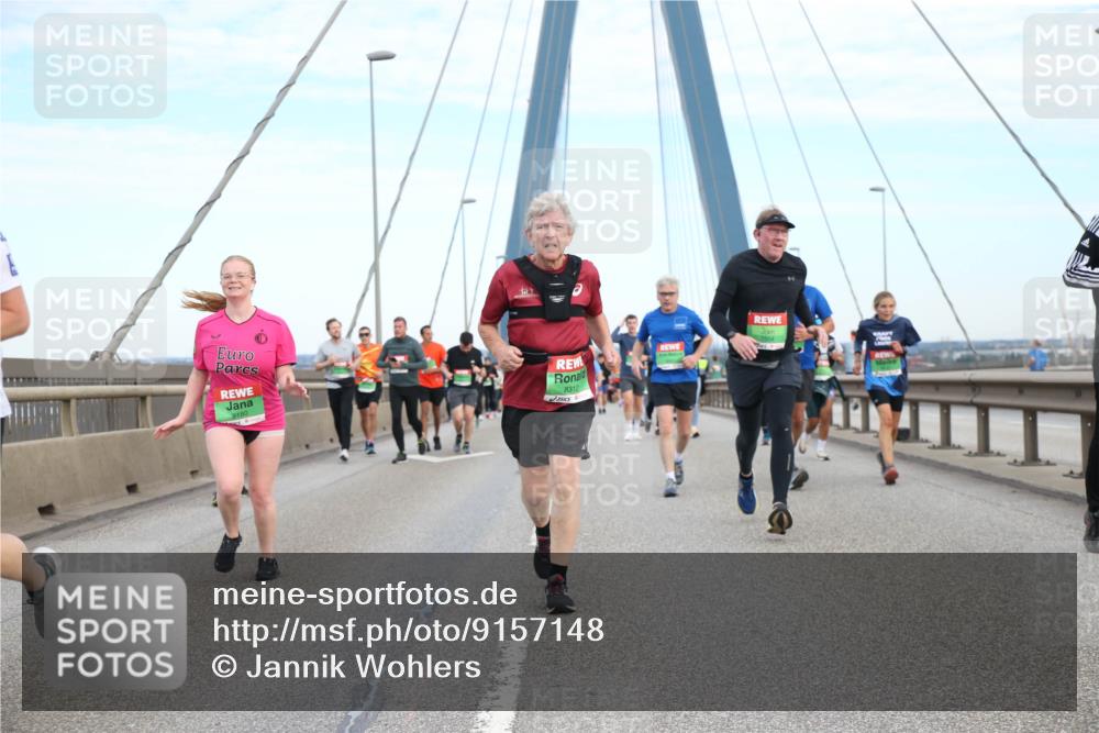 03.10.2025 - Köhlbrandbrückenlauf Jannik Wohlers http://msf.ph/oto/9157148 03.10.2025 15:36:10 Position 1 9180, 8312 meine-sportfotos.de