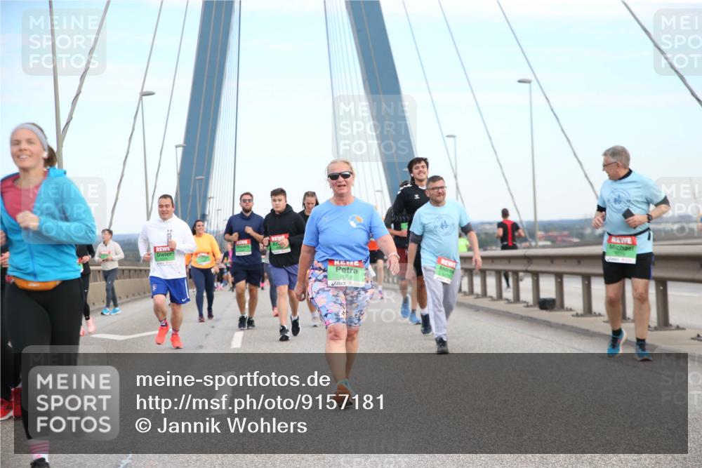 03.10.2025 - Köhlbrandbrückenlauf Jannik Wohlers http://msf.ph/oto/9157181 03.10.2025 15:36:20 Position 1 8069 meine-sportfotos.de