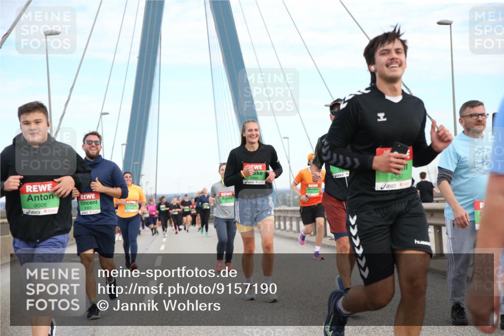 03.10.2025 - Köhlbrandbrückenlauf Jannik Wohlers http://msf.ph/oto/9157190 03.10.2025 15:36:24 Position 1 9005, 90, 9362, 9360, 9430, 20 meine-sportfotos.de