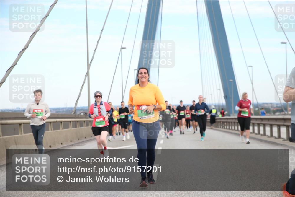 03.10.2025 - Köhlbrandbrückenlauf Jannik Wohlers http://msf.ph/oto/9157201 03.10.2025 15:36:27 Position 1  meine-sportfotos.de