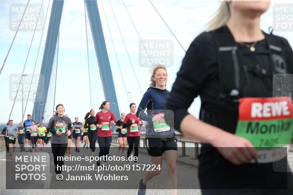 03.10.2025 - Köhlbrandbrückenlauf Jannik Wohlers http://msf.ph/oto/9157224 03.10.2025 15:36:37 Position 1 8534, 7405 meine-sportfotos.de