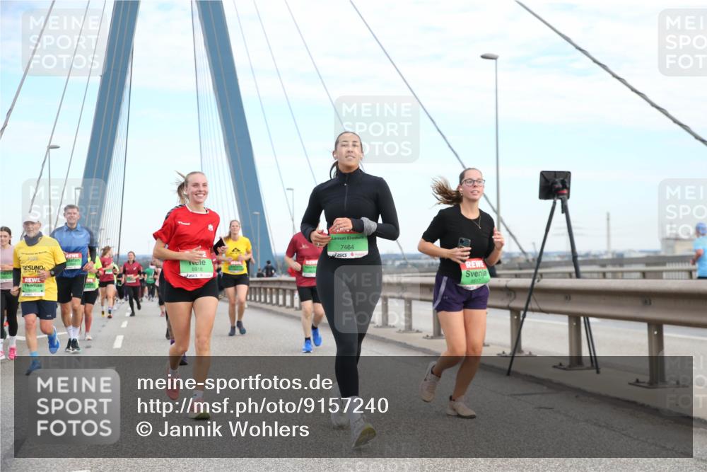 03.10.2025 - Köhlbrandbrückenlauf Jannik Wohlers http://msf.ph/oto/9157240 03.10.2025 15:36:42 Position 1 2025, 8918, 7464, 8517 meine-sportfotos.de
