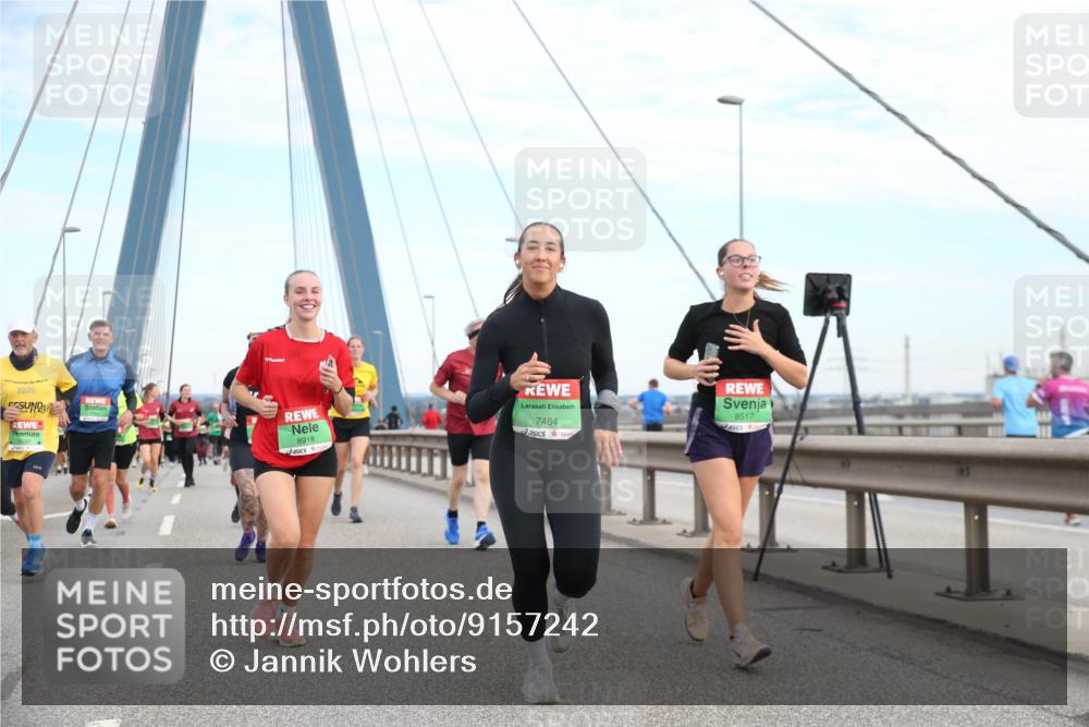03.10.2025 - Köhlbrandbrückenlauf Jannik Wohlers http://msf.ph/oto/9157242 03.10.2025 15:36:42 Position 1 2025, 8918, 7464, 8517 meine-sportfotos.de