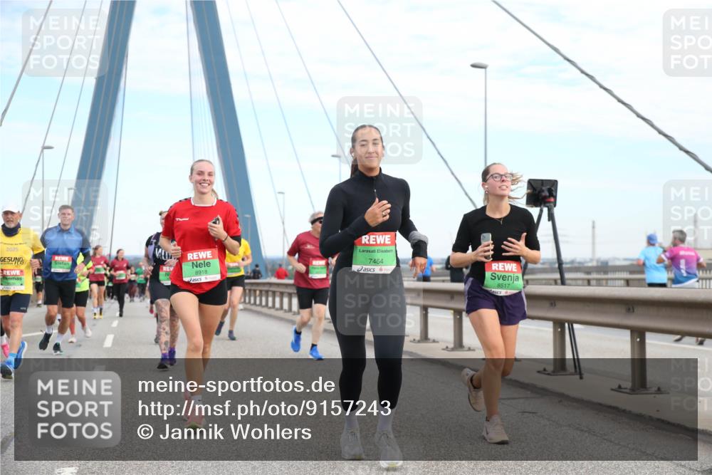 03.10.2025 - Köhlbrandbrückenlauf Jannik Wohlers http://msf.ph/oto/9157243 03.10.2025 15:36:42 Position 1 2025, 8918, 7464, 8517 meine-sportfotos.de